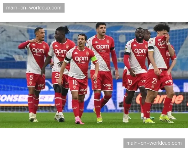 法甲赛程为巴黎圣日耳曼让路引争议，球迷关注度受影响